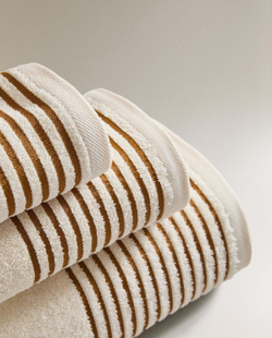 Zara Home - Банное полотенце с бордовым поясом, белый, 30х50 см