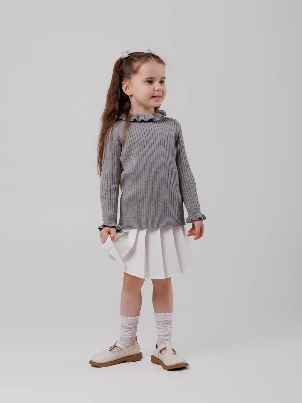 Джемпер для девочки с воланами