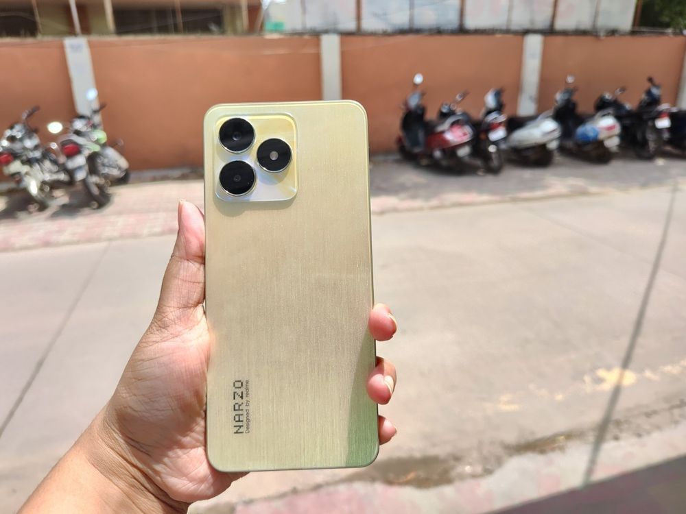 Realme GT Neo 6 Pro (2024)