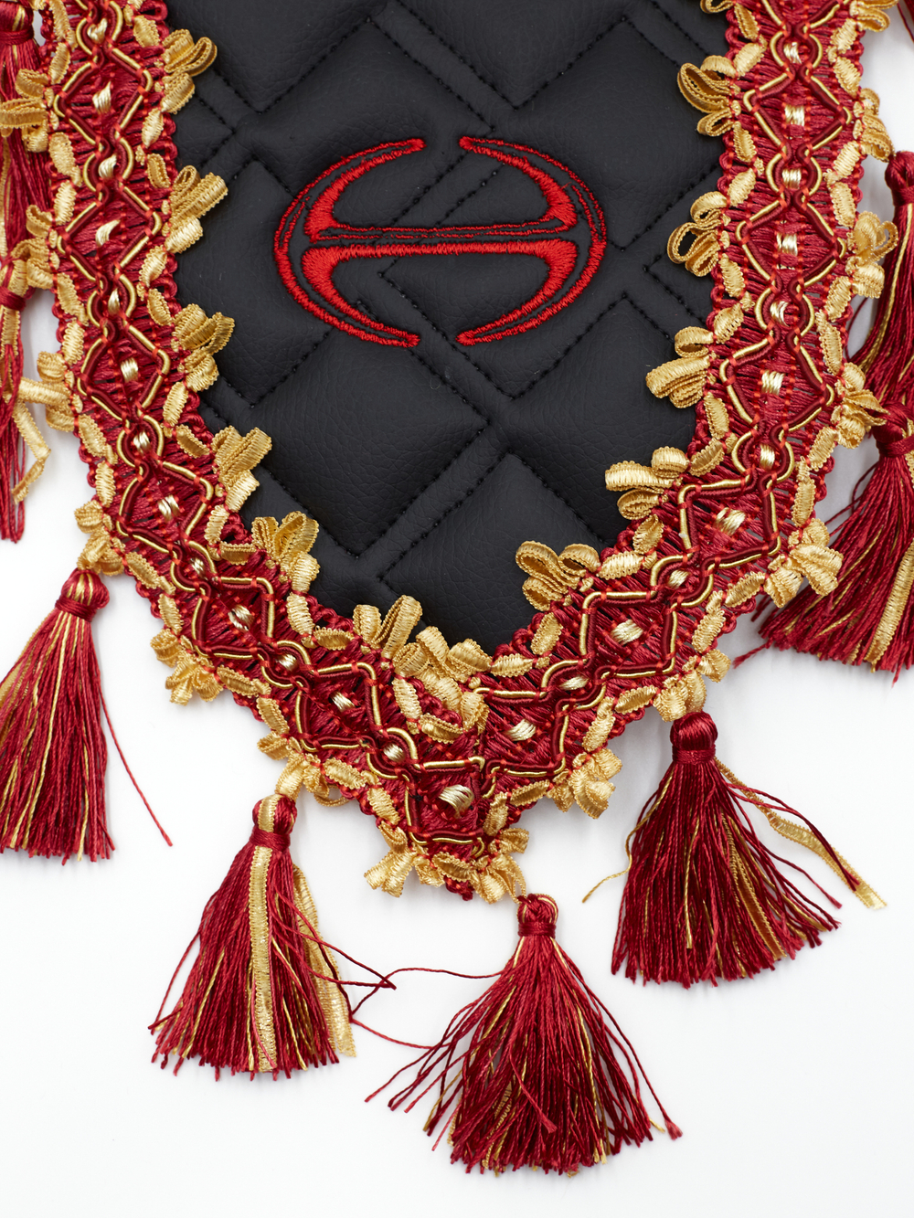 Вымпел тройной HINO (экокожа, черный с красными кисточками)