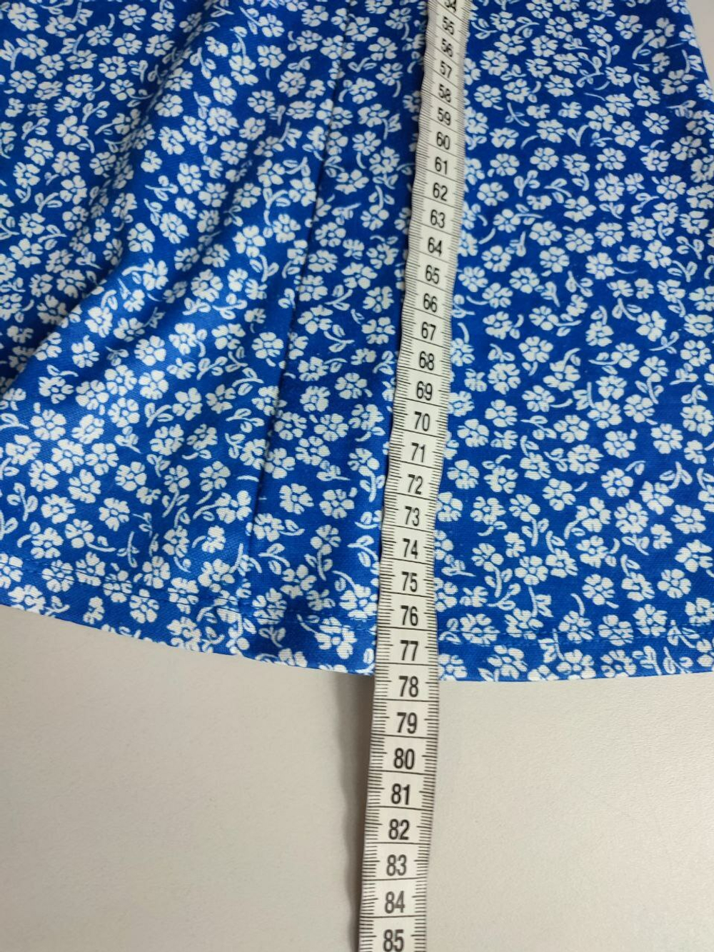 Платье H&M летнее с принтом 40 размер