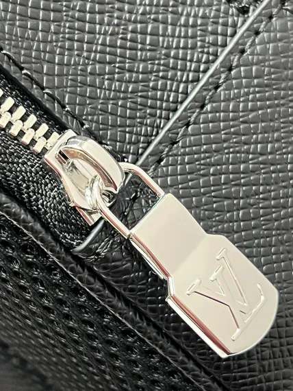 Рюкзак Louis Vuitton Adrian черный