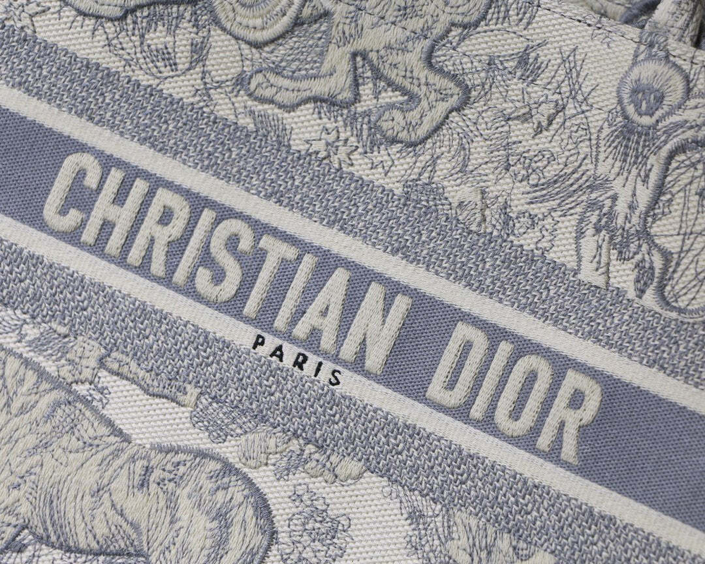 Christian Dior Book Tote 36 cm