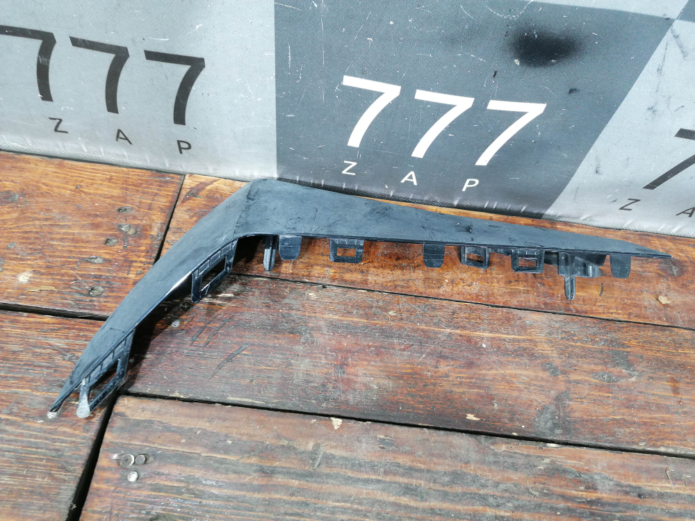 Накладка переднего бампера правая Livan X6 Pro 20-23 Б/У Оригинал 8895508164