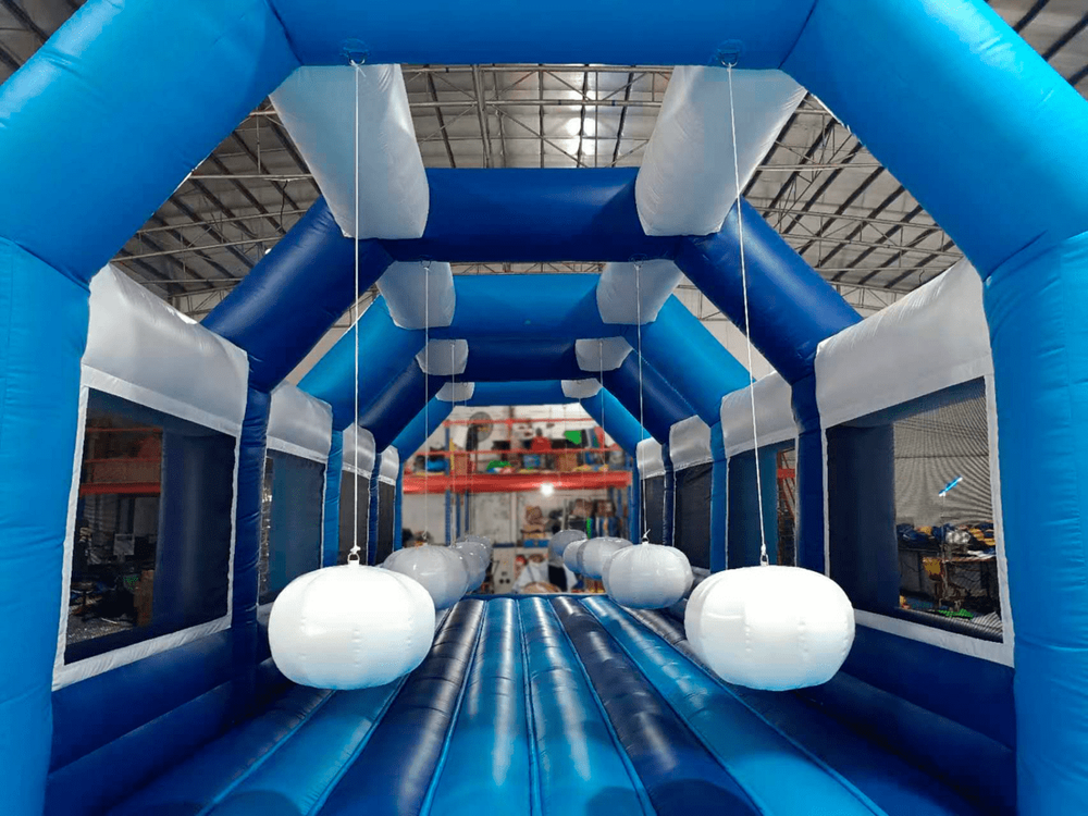 Коммерческая надувная полоса препятствий «Конструктор» 50*4,5*4 м