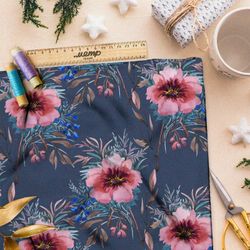 Ткань флис приглушённые розовые цветы на сером фоне