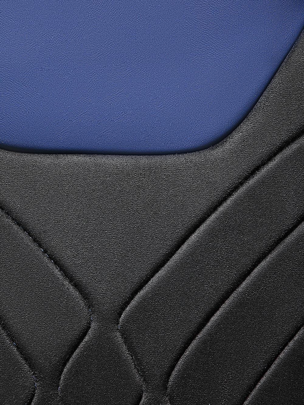 Чехлы Люкс MAN TGX, TGS с 2021 года без регулировки ремня безопасности водителя по высоте (экокожа, синий, черная вставка)