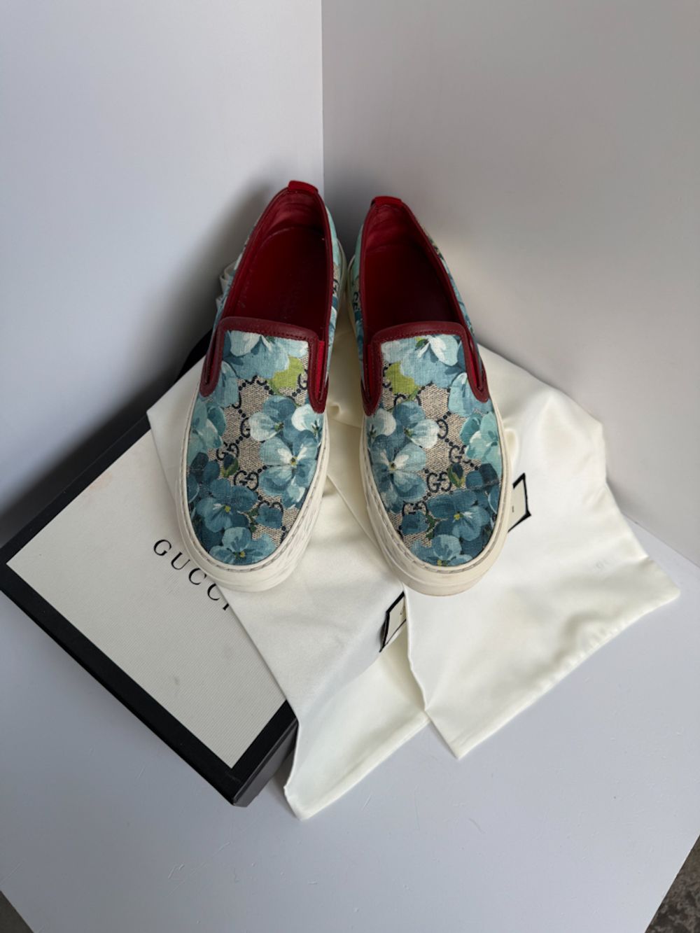 Кожаные слипоны Gucci, 36
