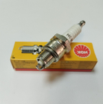 Свеча зажигания NGK BP7HS