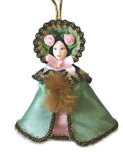 Кукла-подвеска Девушка пушкинской эпохи с муфтой