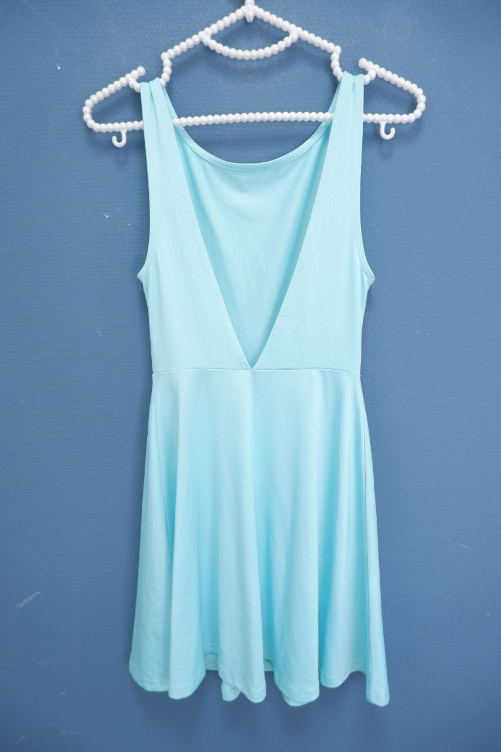 Платье Divided однотонное 42 размер