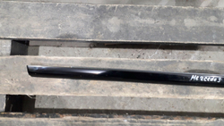 Молдинг двери задней правой Mercedes E (W213) 16-нв Б/У Оригинал A2137302405