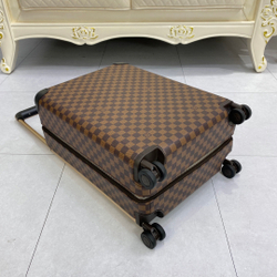 Louis Vuitton Horizon 55