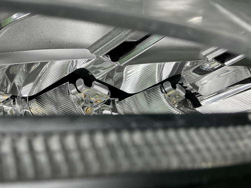 Битая Фара правая Geely Atlas Pro (2021-2025) LED