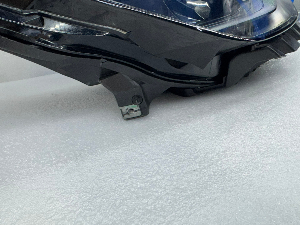 Оригинальная фара передняя Tesla Model Y/Model 3 LED,