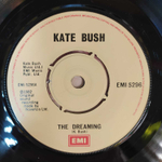 Kate Bush - The Dreaming (Великобритания 1982г.) 7", 45 RPM, Single