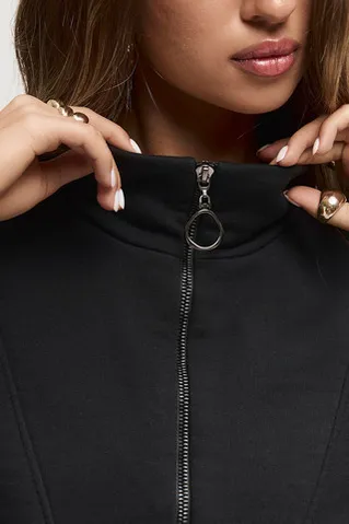 Олимпийка на молнии из премиум футера черного цвета