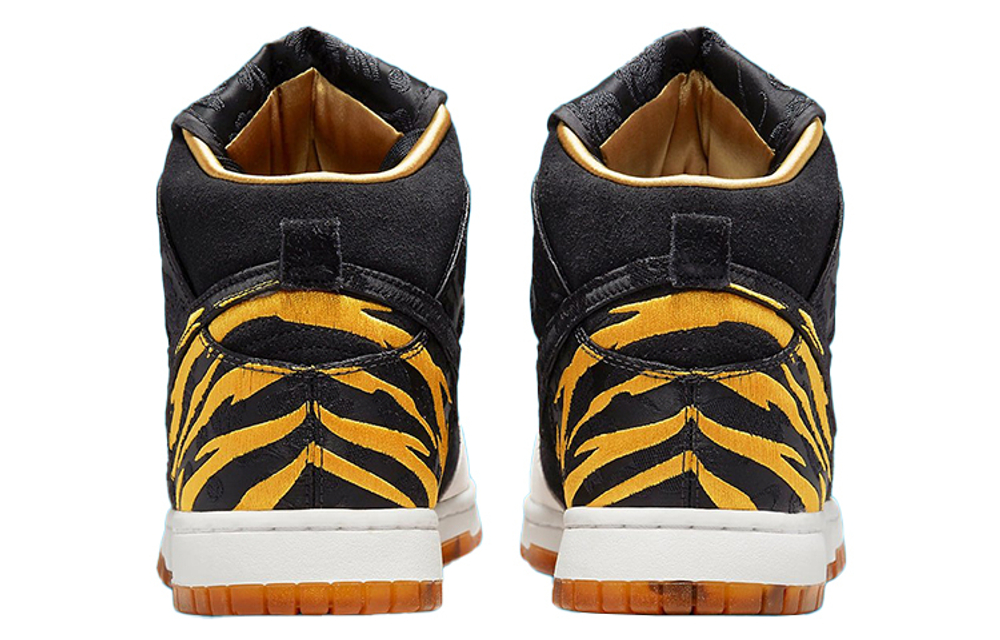 Кроссовки Nike Dunk Retro Prm "God Of Wealth"