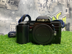 Minolta 7000