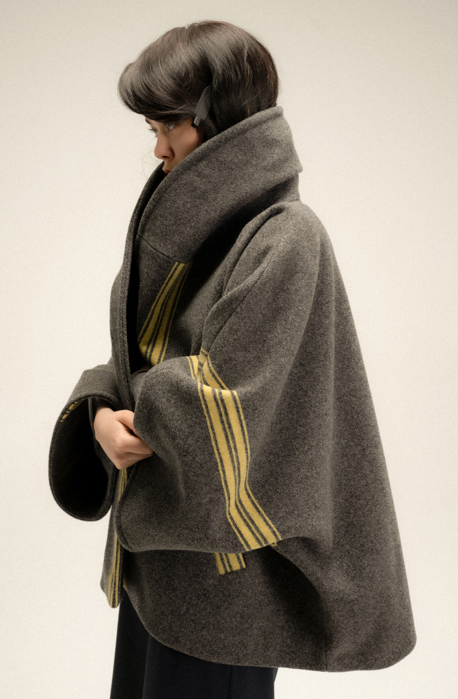 Пальто с широким воротом