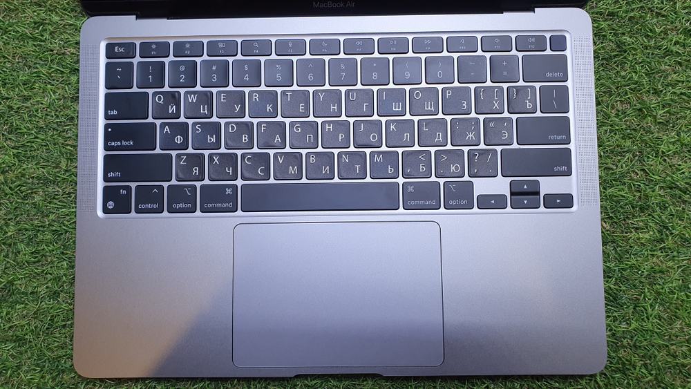 MacBook Air A2337 13 2020 Retina M1/8Gb/34 цикла