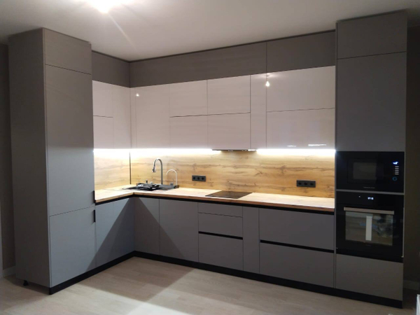 Примеры современных дизайнов кухонь из интернета