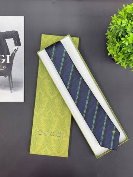 Галстук Gucci