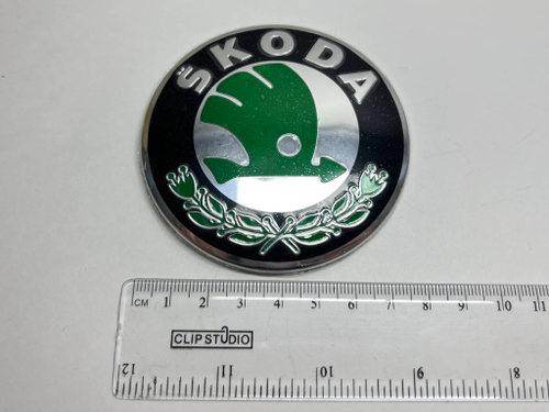 Логотип (шильдик, надпись, эмблема) "Skoda" 8см для крышки багажника / решетки радиатора / капота