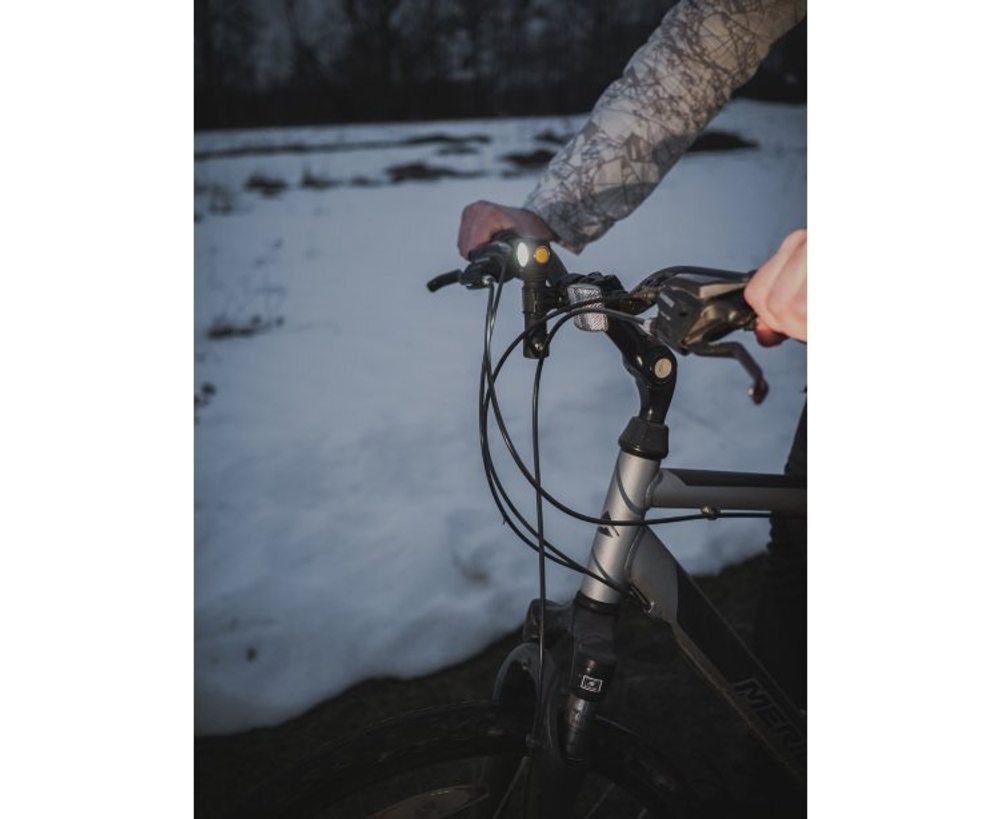 Фонарь Armytek Wizard C2 Magnet USB Warm (1120 Lumen, 1х18650, теплый свет)