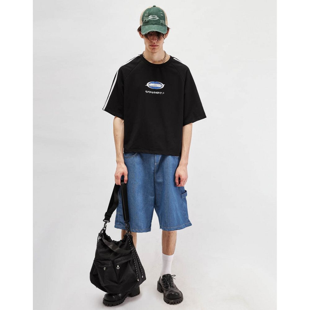 Футболка SoWhat? Logo укороченная черная