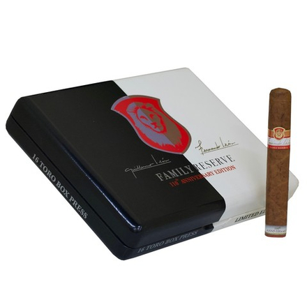 Fernando Leon Family Reserve Box Press Toro