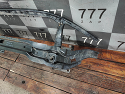 Усилитель переднего бампера Volkswagen Tiguan 2 16-нв Б/У Оригинал 5NA807109J