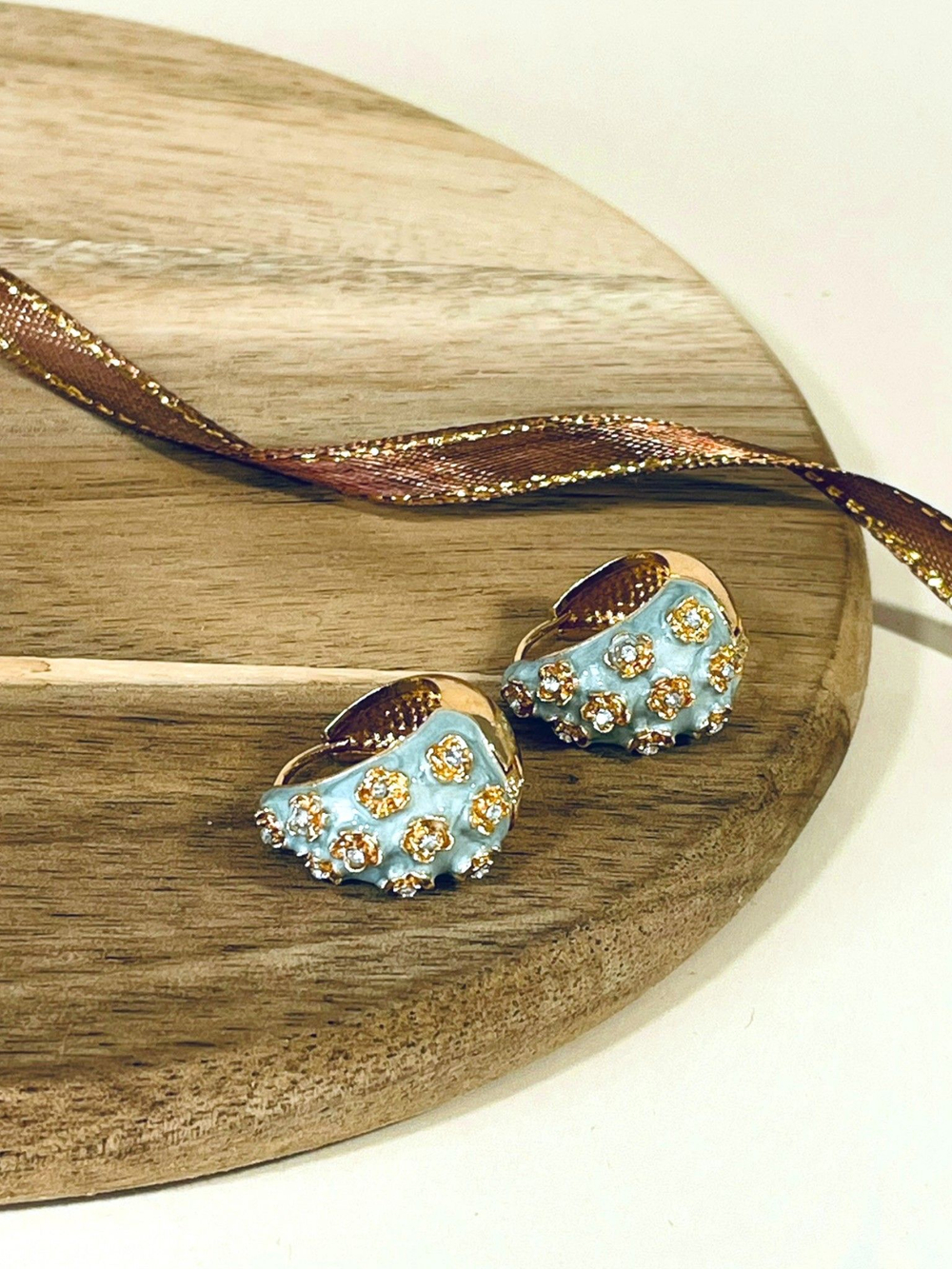 Серьги конго с эмалью