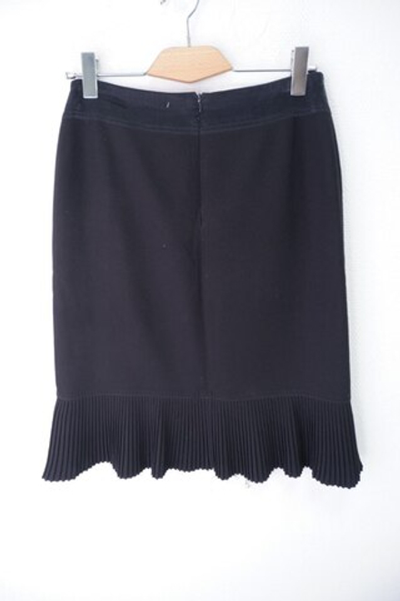 Юбка лаконичная 46 размер