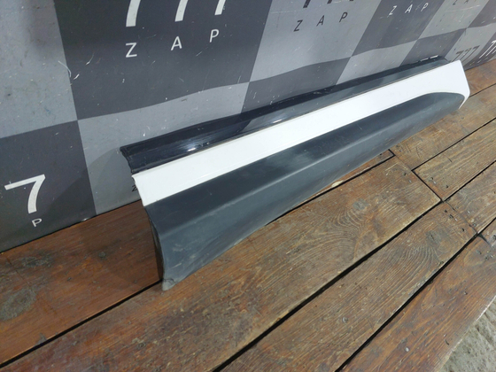 Накладка двери передней правой Exeed LX 19-нв Б/У Оригинал 609000293AA