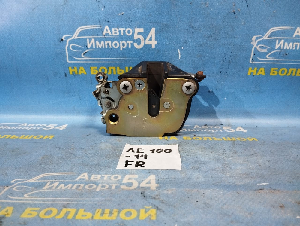 Замок двери передней правой TOYOTA SPRINTER 1993