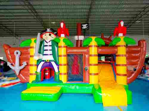 Надувной батут для бизнеса "Корабль Пирата",  размер 7.8х5.5х4.3