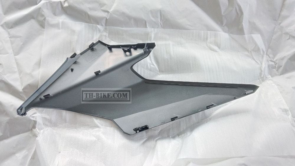 64280-MLR-D00ZA. COWL SET, R. WINGLET (WL) *TYPE1* (TYPE1 ). HONDA