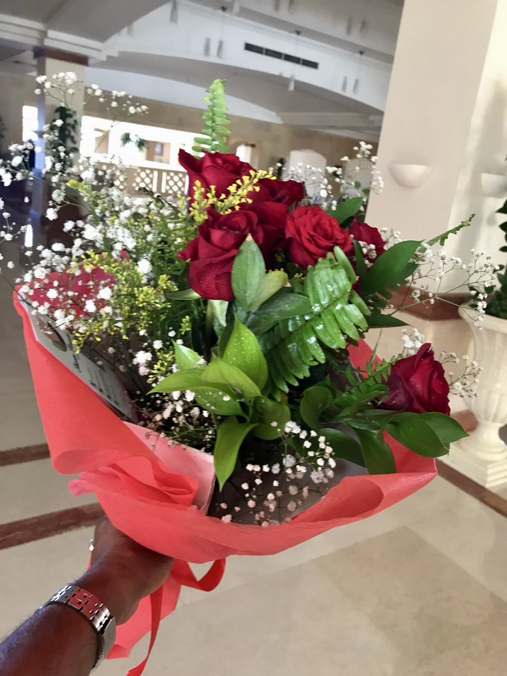 Букет из 9 алых Роз