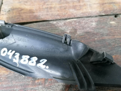 Накладки жабо левая + правая Geely Coolray 19-нв Б/У Оригинал 6600069703