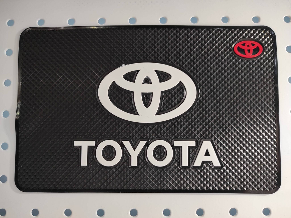 Toyota / Коврик на панель (1 шт.)