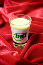 Массажная свеча для поцелуев Caiprinha с ароматом лайма - 30 гр. (Цвет: не задано)