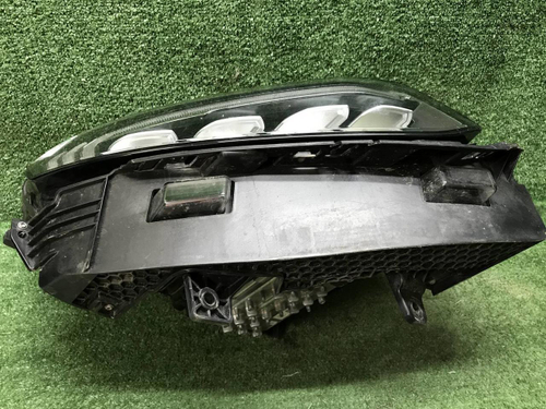 Фара правая Geely Tugella (2019-2024) LED