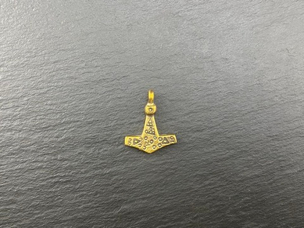 Мьёльнир. Норвегия, Тронделаг 10 в.