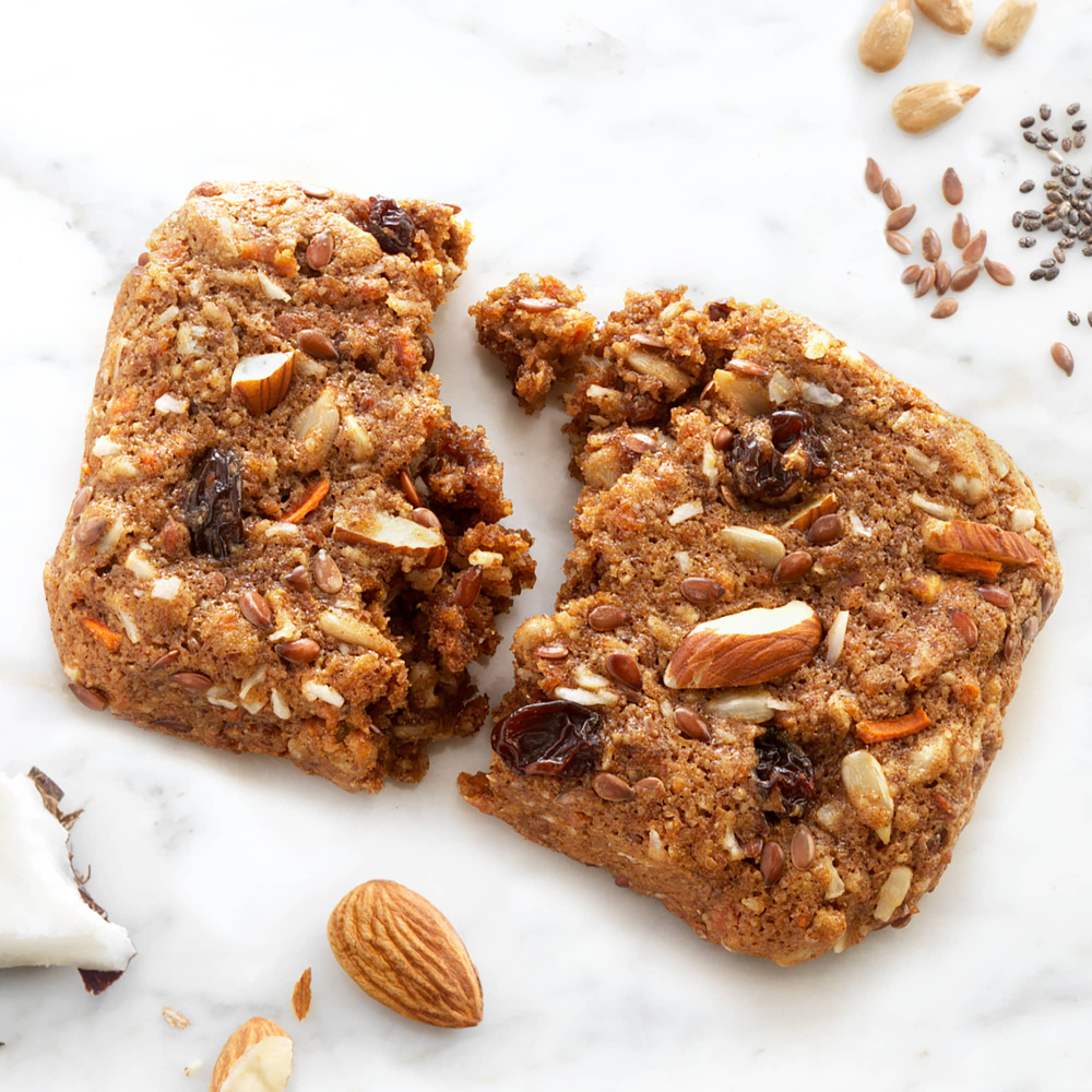 Simple Mills, Мягкие батончики из миндальной муки, пряный морковный пирог, 5 батончиков по 34 г (1,19 унции)