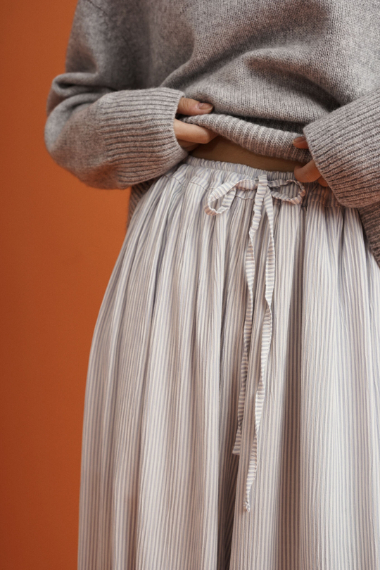 Брюки-аладдины из вискозы в полоску, голубые