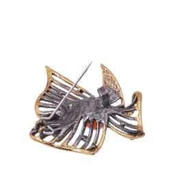 AM-3829 Брошь «Бант» (латунь, янтарь)