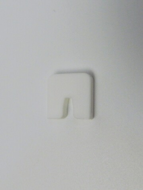 PLN14 Пластиковая накладка на кронштейн