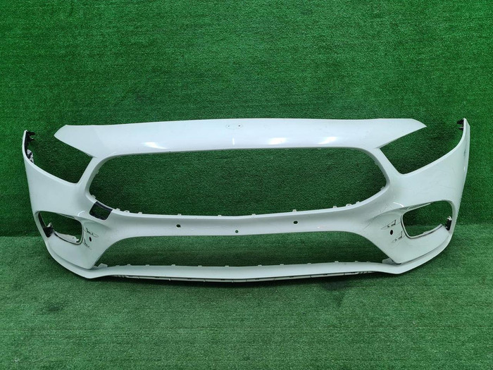 Бампер передний Mercedes A W177 (2018-2022) AMG