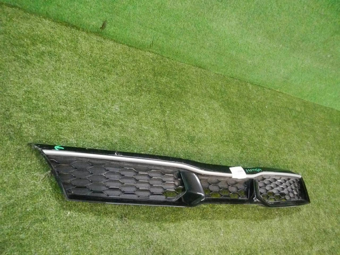 Решетка радиатора Kia Rio 4 X (2020-н.в.)